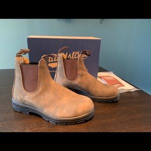 Women’s Brown Blundstone Boots-Brand New